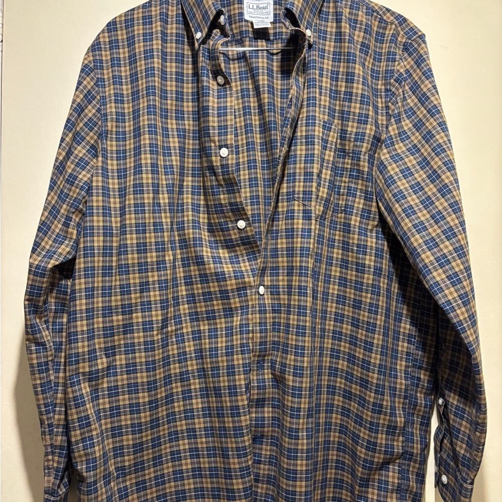 L.L. Bean Men's Casual Blue and Tan Plaid Shirt